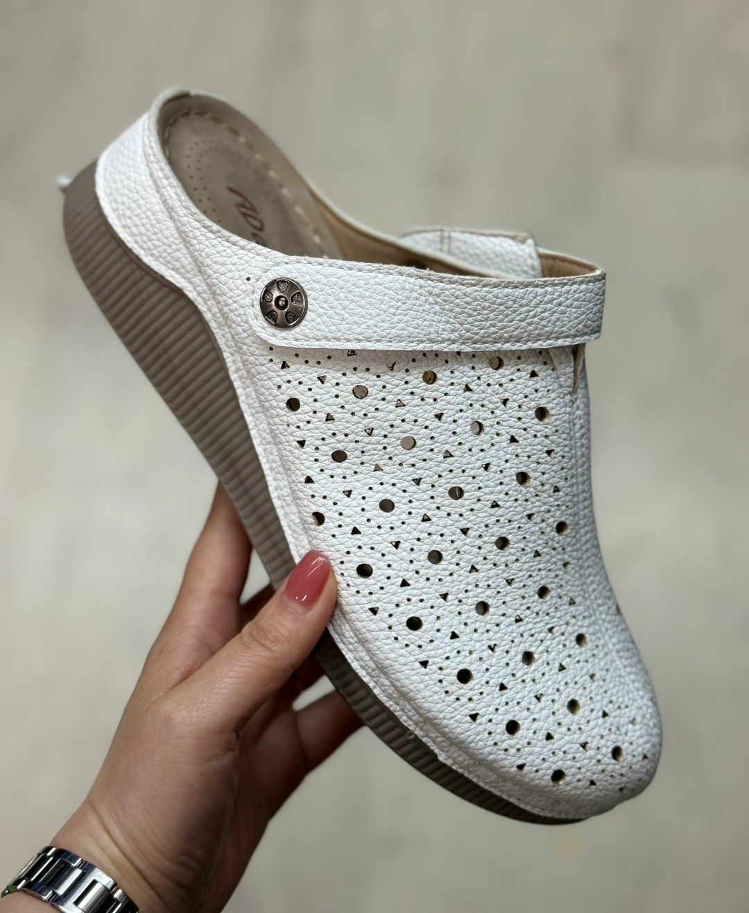 ,женские шлепанцы,сабо женские,женские босоножки,модные босоножки