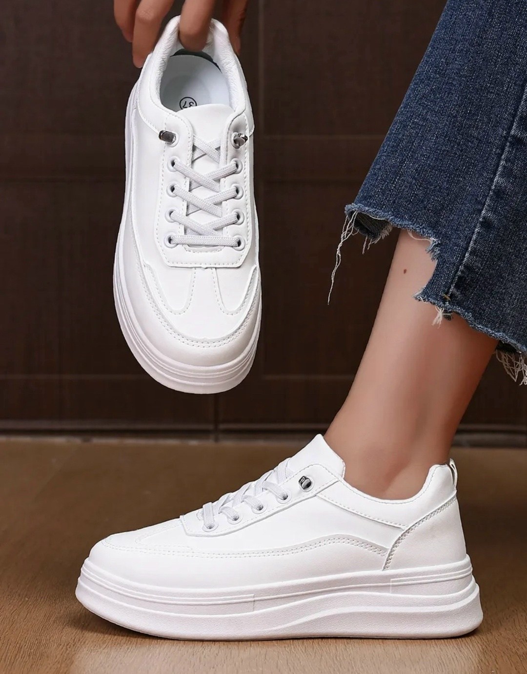 ,женские кроссовки,белые кроссовки,кроссовки женские белые,спортивная