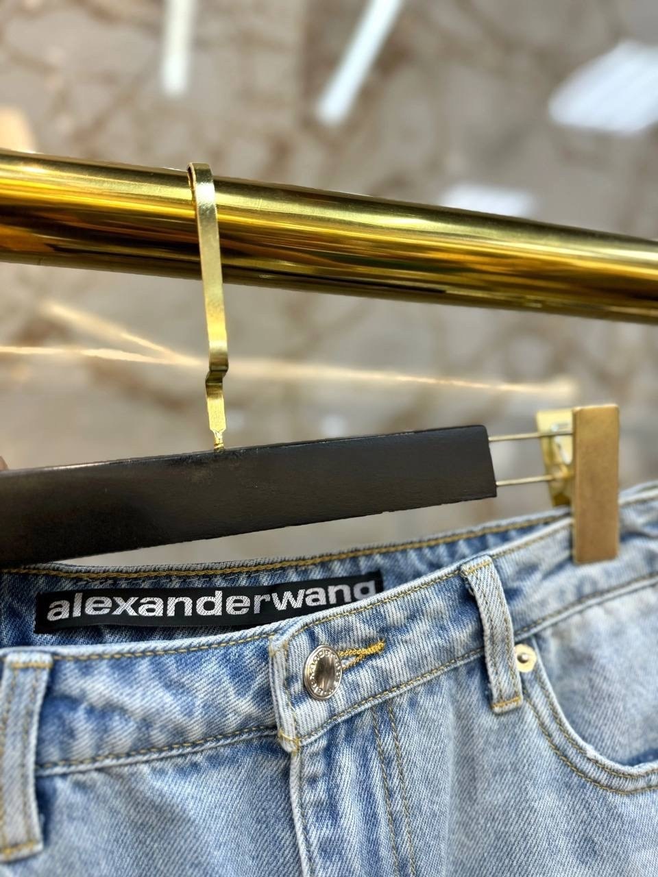 джинсовые шорты,мужские джинсовые шорты,dsquared2 шорты джинсовые мужские,шорты женские джинсовые,шорты джинсовые дольче габбана женские