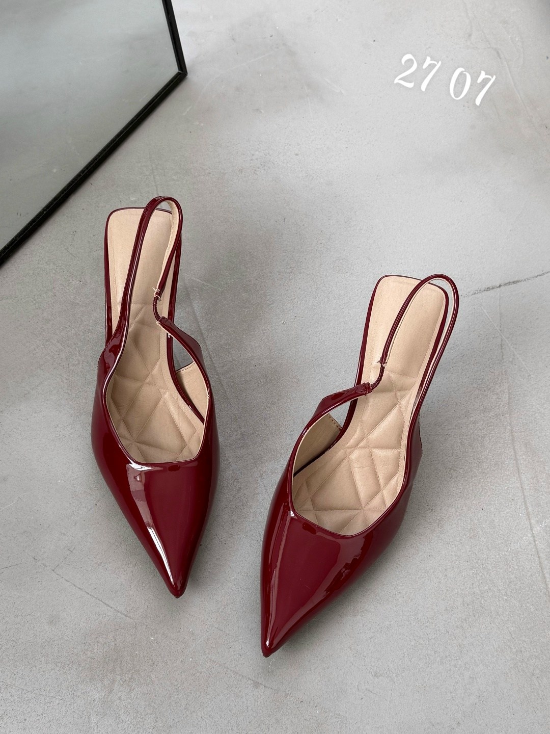 женские туфли лодочки,женские кожаные босоножки gucci бордовые,gucci женские босоножки,туфли лодочка,женская