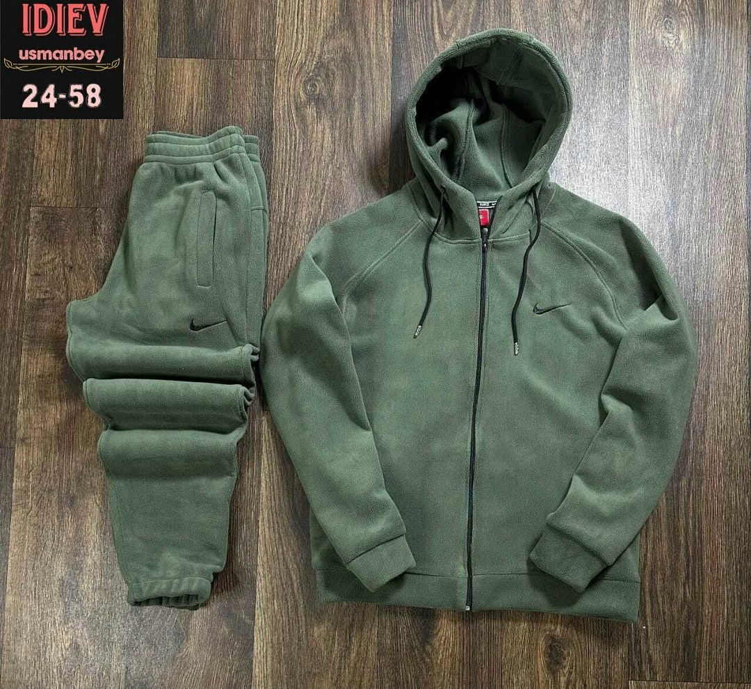 спортивный костюм nike на флисе,спортивный костюм nike теплый,спортивный костюм nike мужской,спортивные костюмы nike,мужской спортивный костюм на флисе