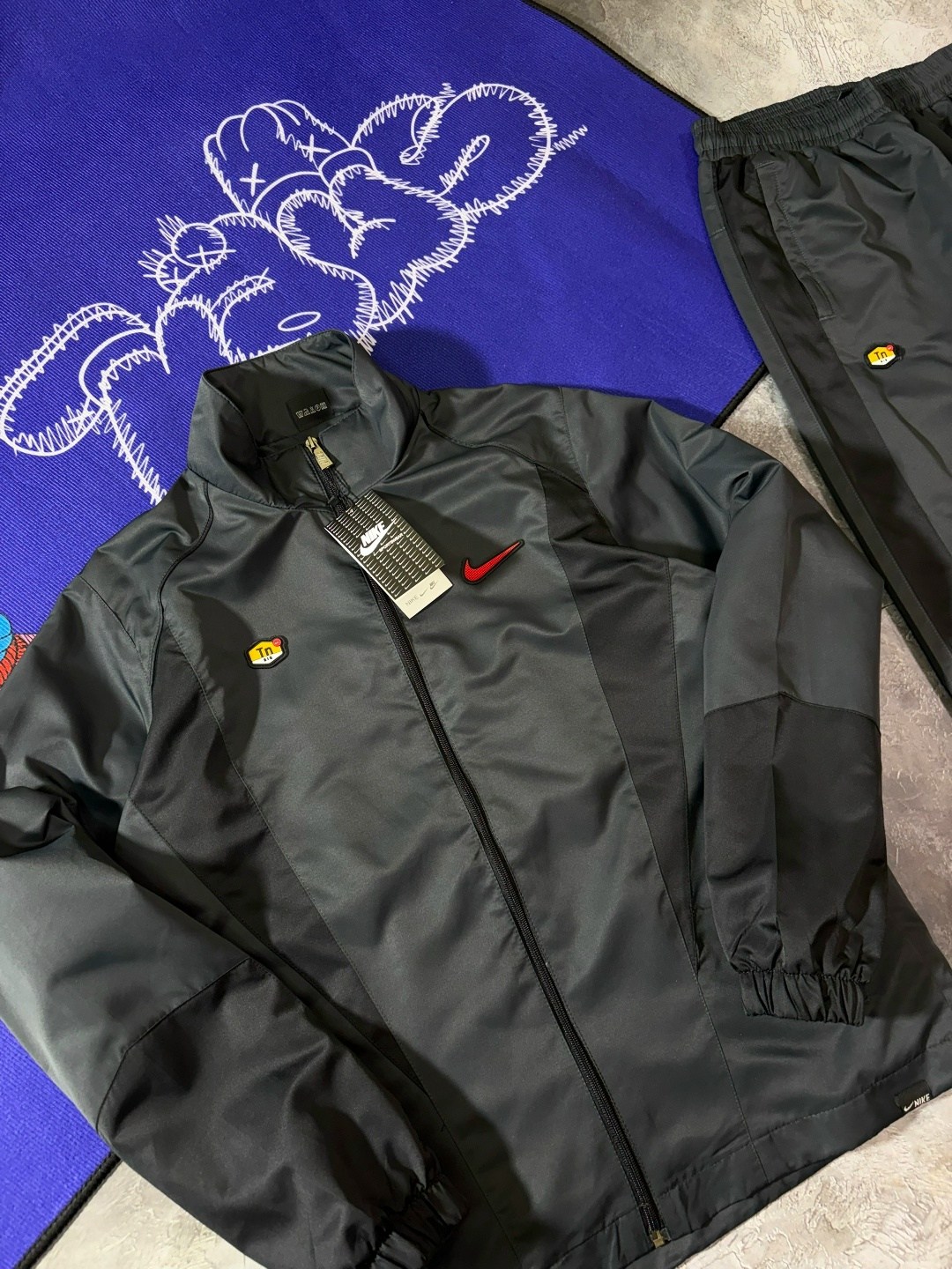 спортивный костюм nike,ветровка nike tn,lakers спортивный костюм мужской найк,спортивный костюм nike мужской,куртка nike мужская