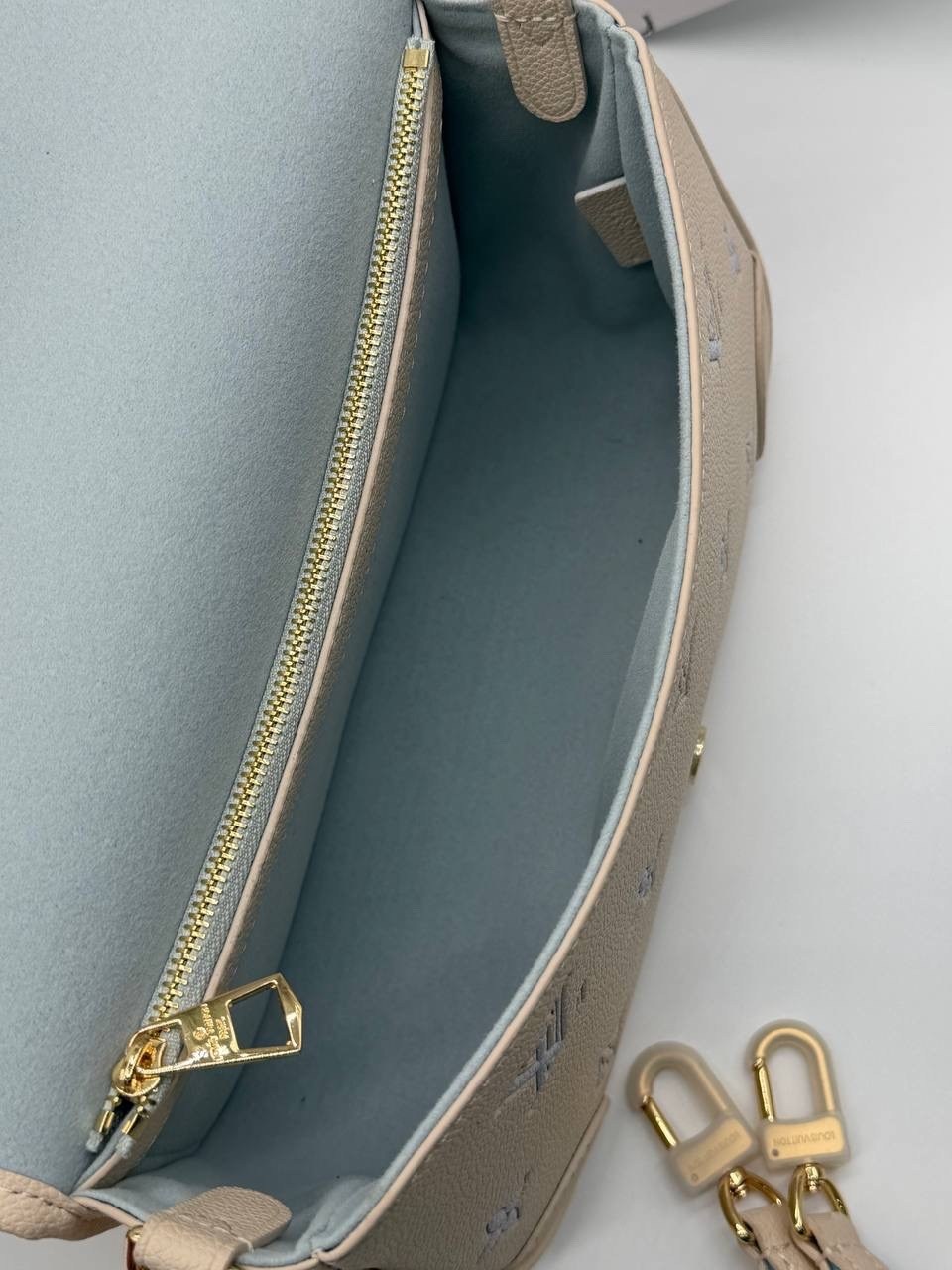 louis vuitton сумка на плечо,сумка louis vuitton,louis vuitton женская сумка,сумочка,женская сумка