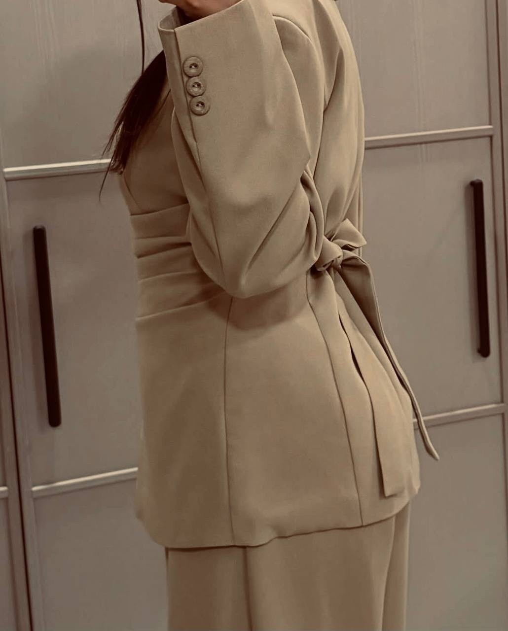 брючный костюм,костюм классический брючный,брючный женский костюм,женский костюм,брючный костюм деловой с пиджаком sanro 322318520