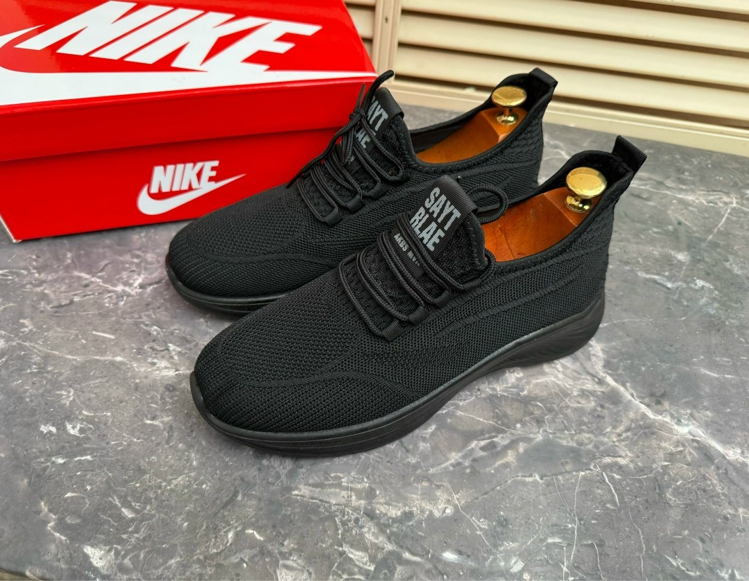 кроссовка мужской,,черные кроссовки,мужские кроссовки,кроссовки повседневные