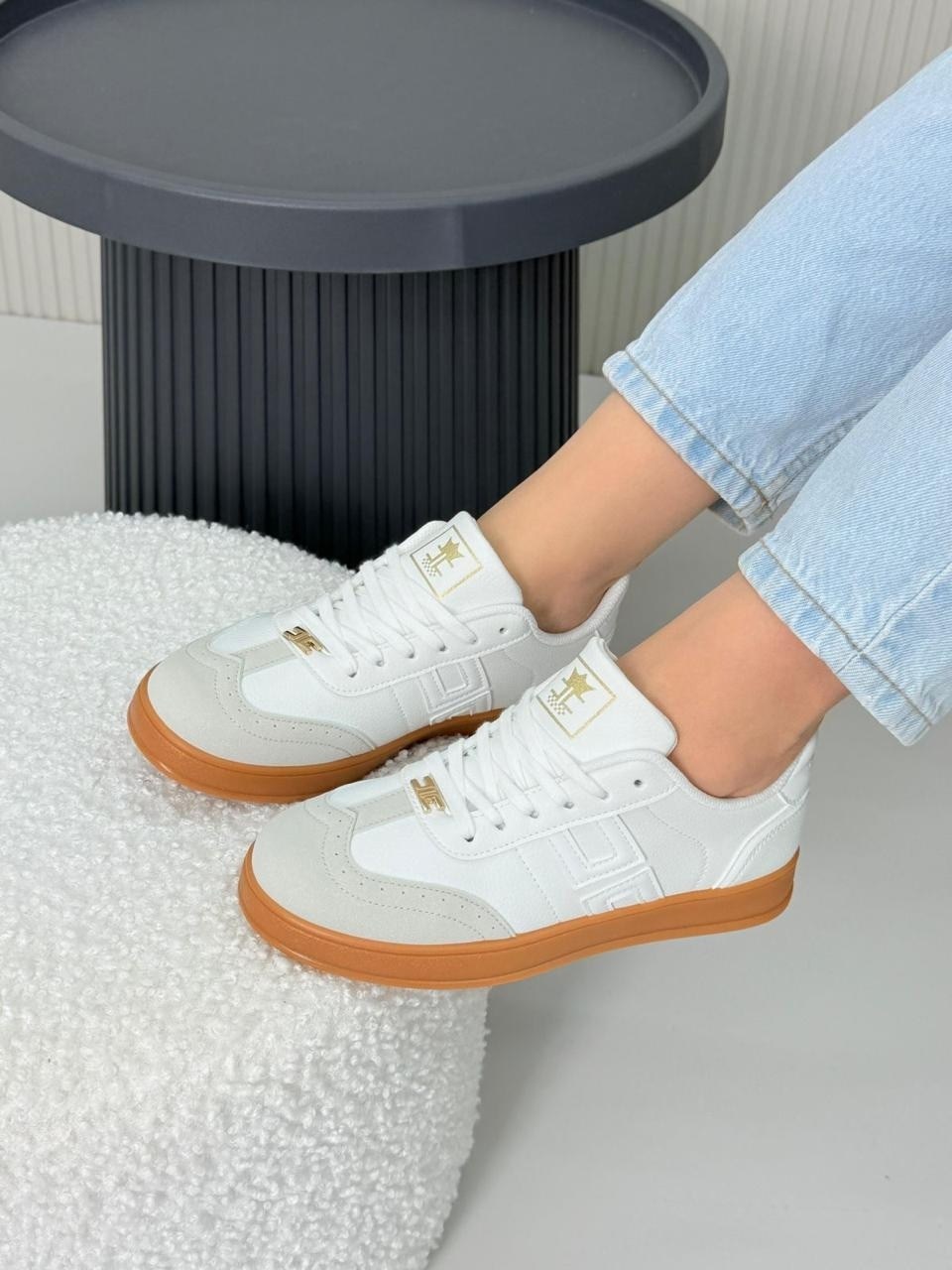 ,кроссовки fendi,кроссовки кеды,фенди кроссовки коричневые,женские кроссовки