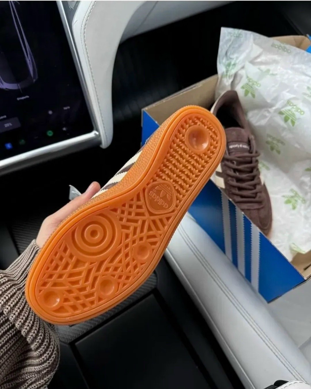 кроссовки adidas handball spezial sporty & rich brown кеды,кроссовки adidas handball spezial sporty & rich brown кеды adidas samba 430107665,кроссовки adidas handball spezial,кроссовки adidas handball