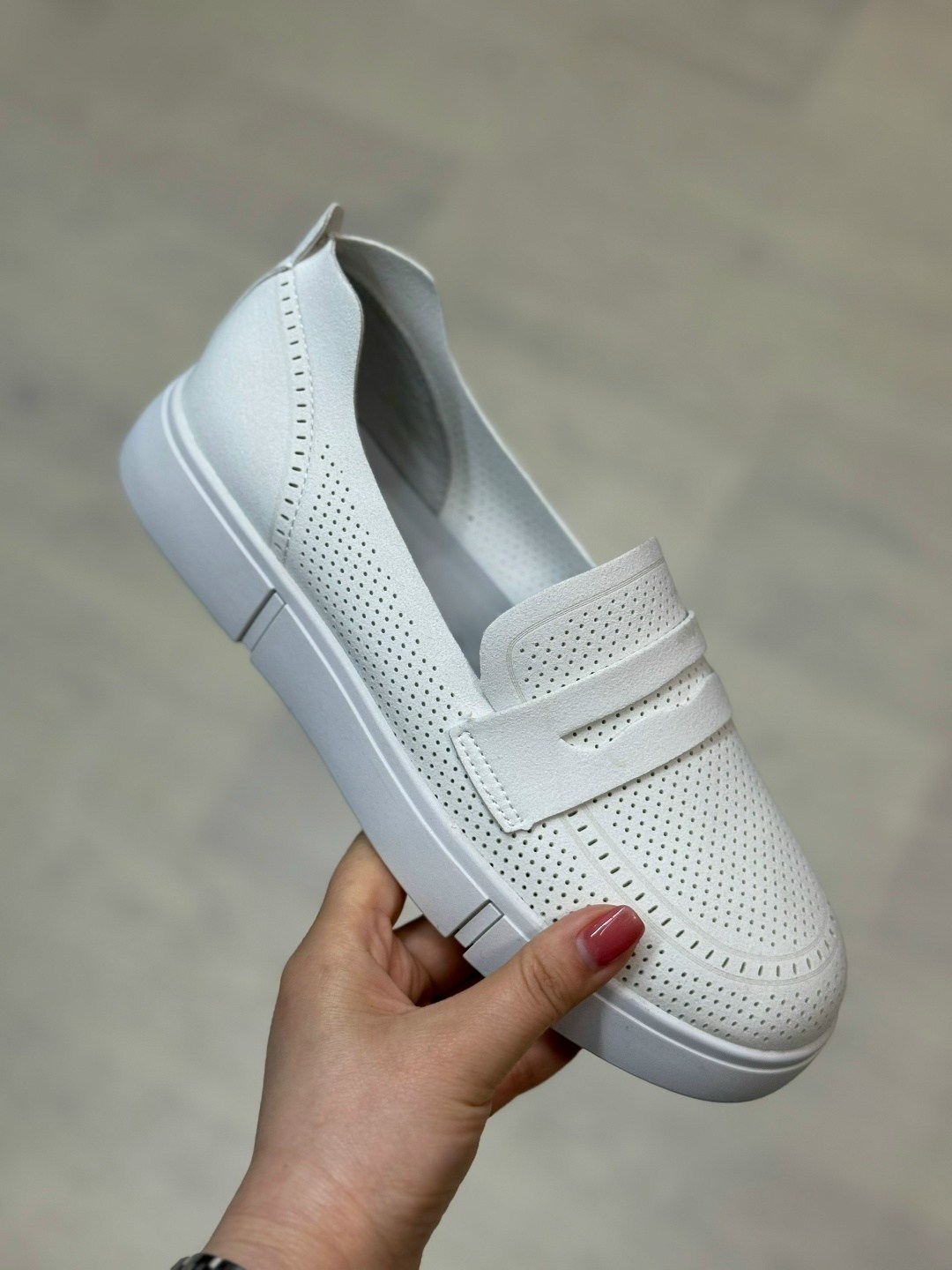 ,женская ,женские мокасины,мокасины с перфорацией,летняя женская