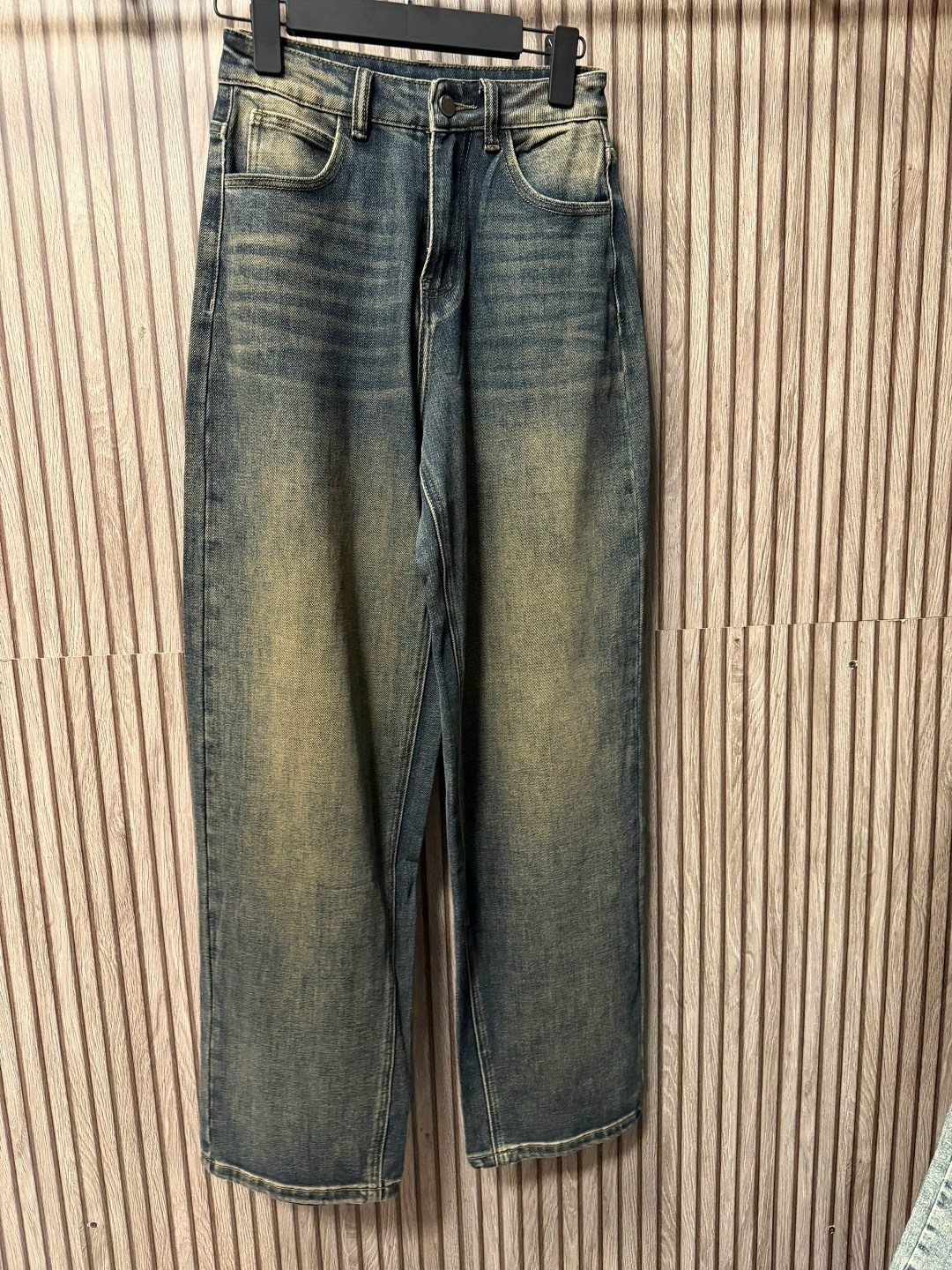 женские джинсы,джинсы,джинсы модные,стильные джинсы,джинсы прямые