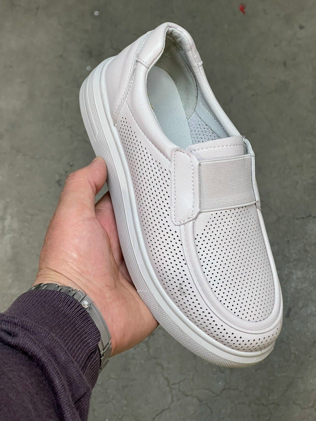 ,кроссовки женскиe,белые кроссовки женские,кроссовки для женщин,обуви