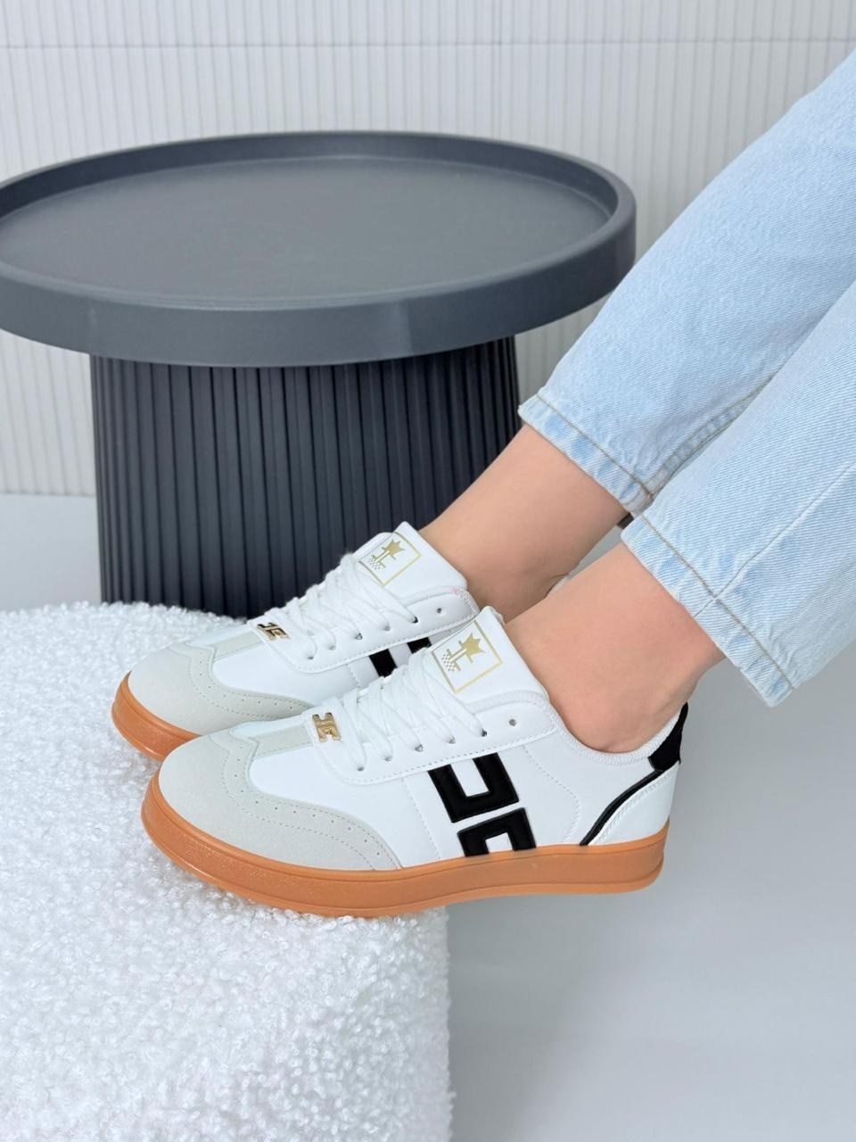 ,кроссовки fendi,кроссовки кеды,фенди кроссовки коричневые,женские кроссовки