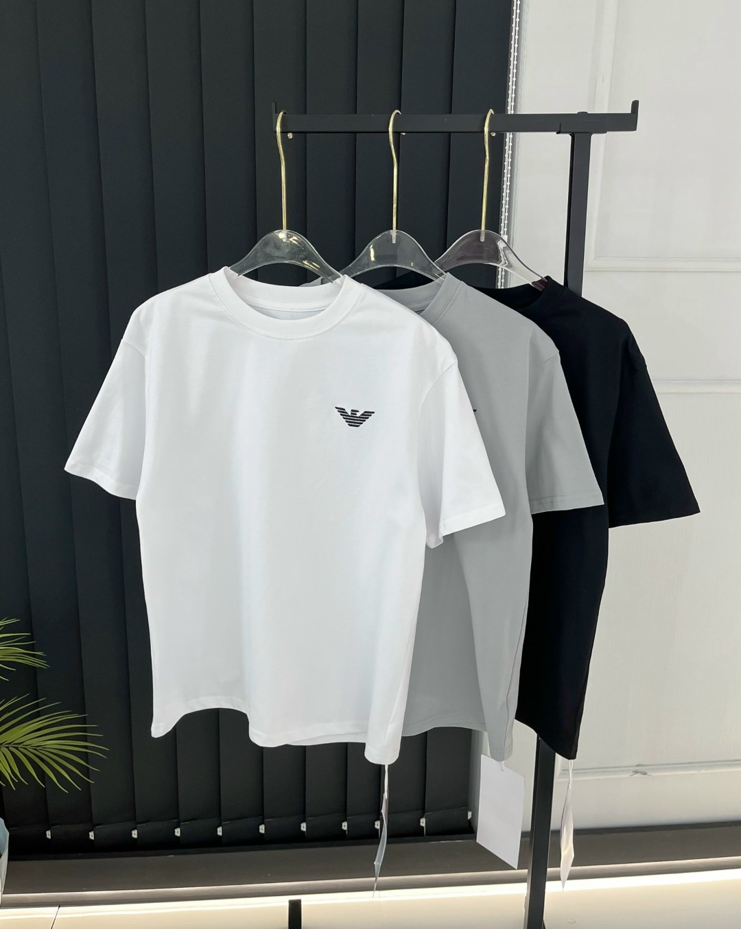 футболка emporio armani,мужские футболки emporio armani,футболки мужские,мужская белая футболка,футболки женские мужские