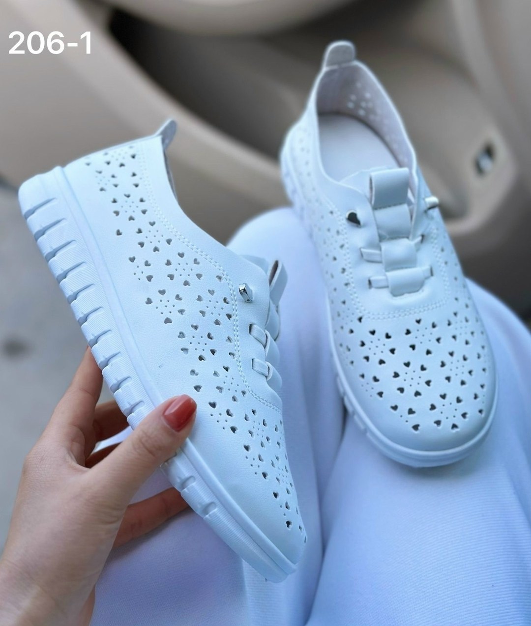 ,кроссовки женские с перфорацией,кеды с перфорацией,женская ,женские кроссовки