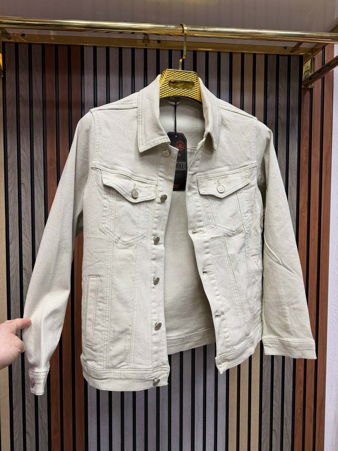 джинсовая куртка женская,куртка джинсовая,белая джинсовая куртка,женская джинсовая куртка белая,модные джинсовые куртки