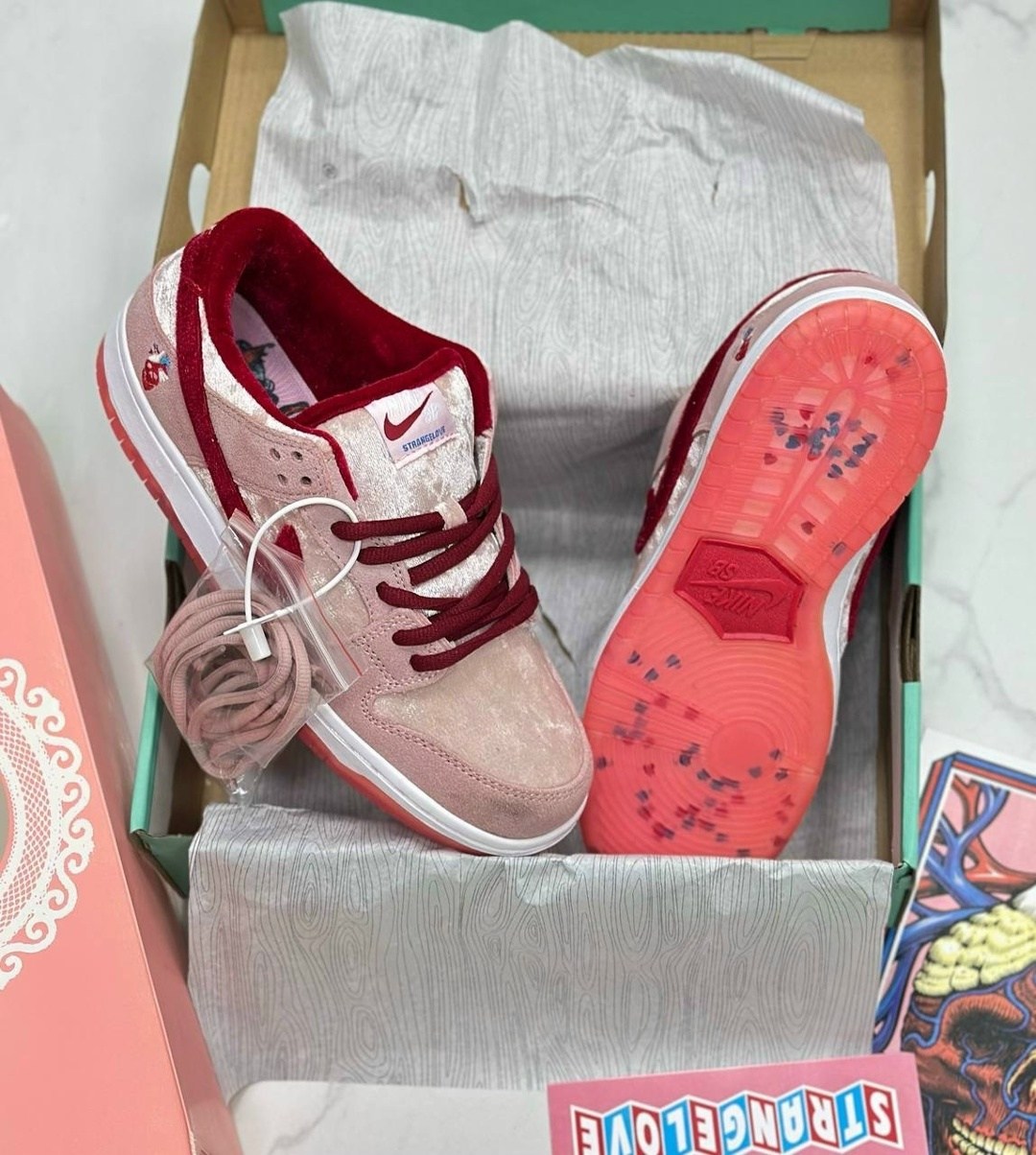 nike sb dunk low strangelove,nike sb dunk low,кроссовки nike sb dunk low,кроссовки nike sb dunk low strangelove,nike sb dunk