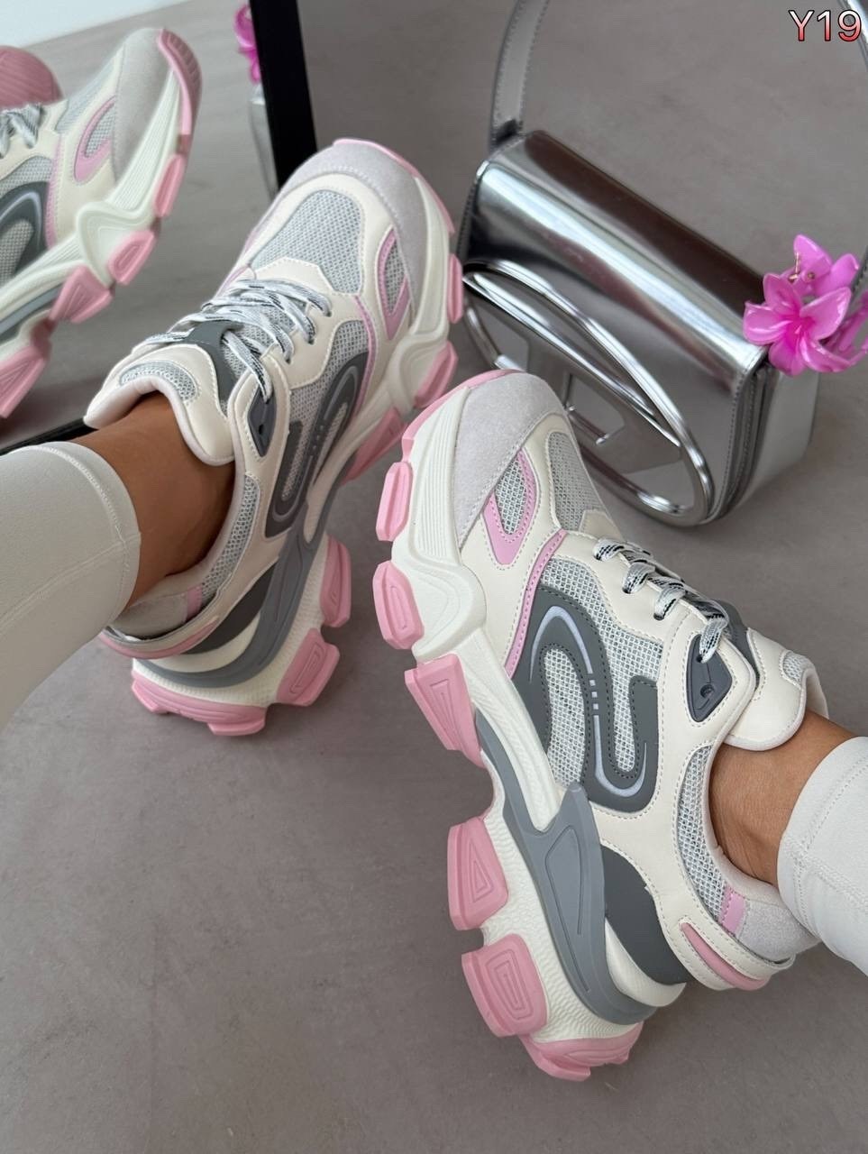 кроссовки женские balenciaga,розовые кроссовки баленсиага track,кроссовки balenciaga,кроссовки женские balenciaga elkami 209366244,баленсиага кроссовки женские