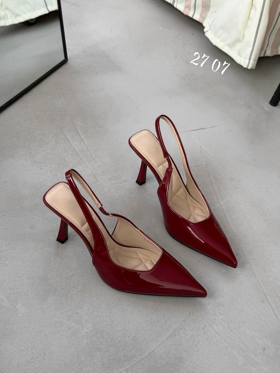 женские кожаные босоножки gucci бордовые,бордовые туфли,туфли лодочка,gucci женские босоножки,женская