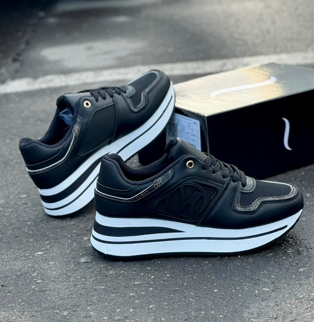 ,женские кроссовки,кроссовки повседневные женские,женские кожаные кроссовки,спортивная