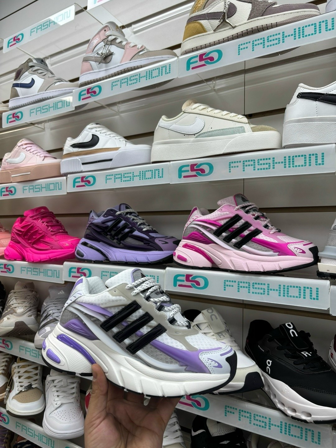 кроссовки adidas,кроссовки женскиe,кроссовки розовые,adidas raf simons ozweego 3 red pink,женские кроссовки adidas