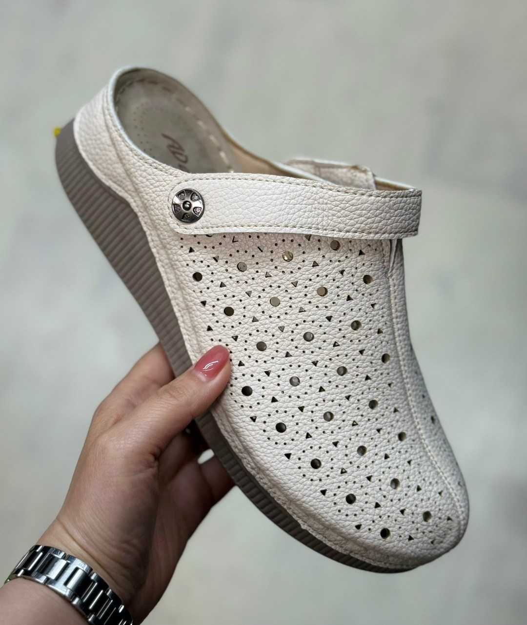 ,женские шлепанцы,сабо женские,женские босоножки,модные босоножки