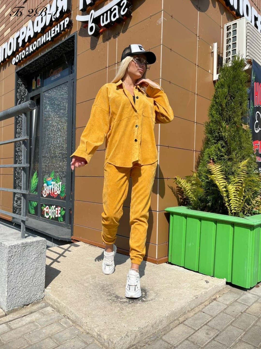 вельветовый костюм женский,вельветовый костюм женский брючный оверсайз,брючный костюм,костюм с брюками,стильные костюмы