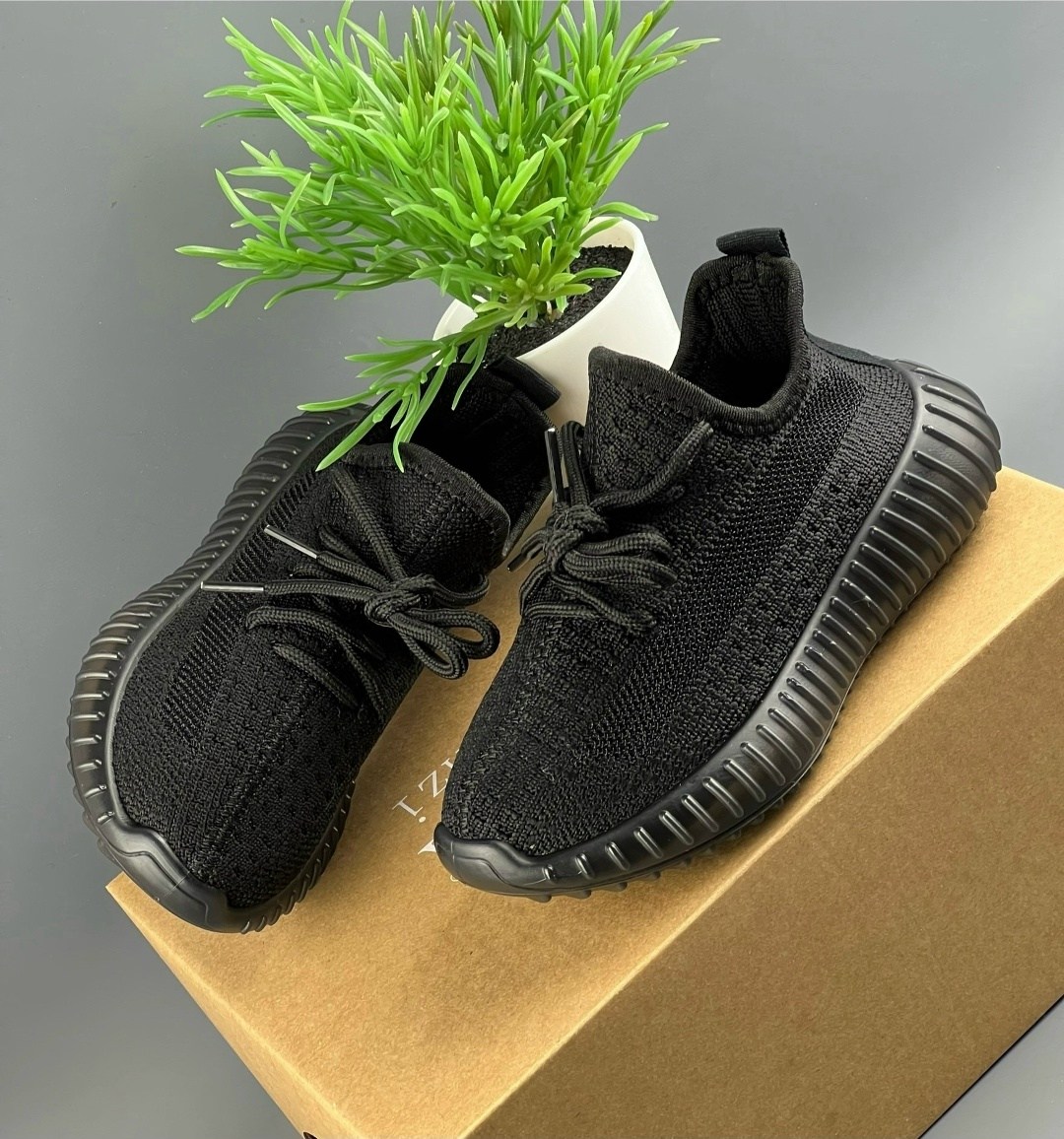 adidas yeezy boost 350 v2 static black reflective,кроссовки изики,adidas yeezy boost 350 pirate black,,кроссовки мужские yeezy boost 350