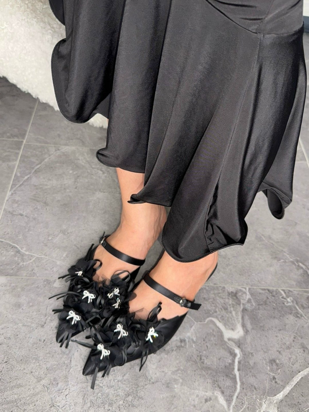 босоножки на шпильках,женские туфли лодочки,туфли женские на каблуках,туфли с перьями,босоножки с бантом