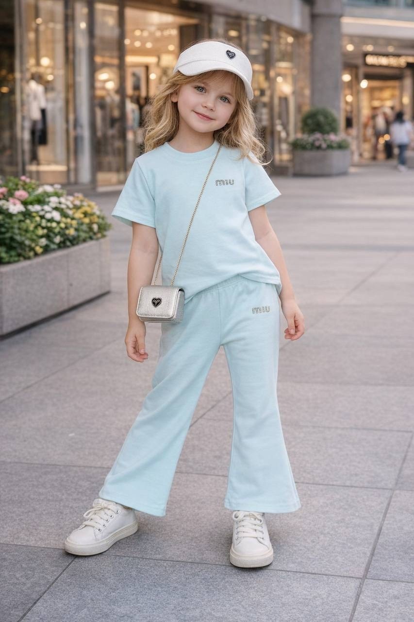 комплект одежды,комплект одежды девочке,летние костюмы,костюм для девочек,спортивные костюмы для девочек