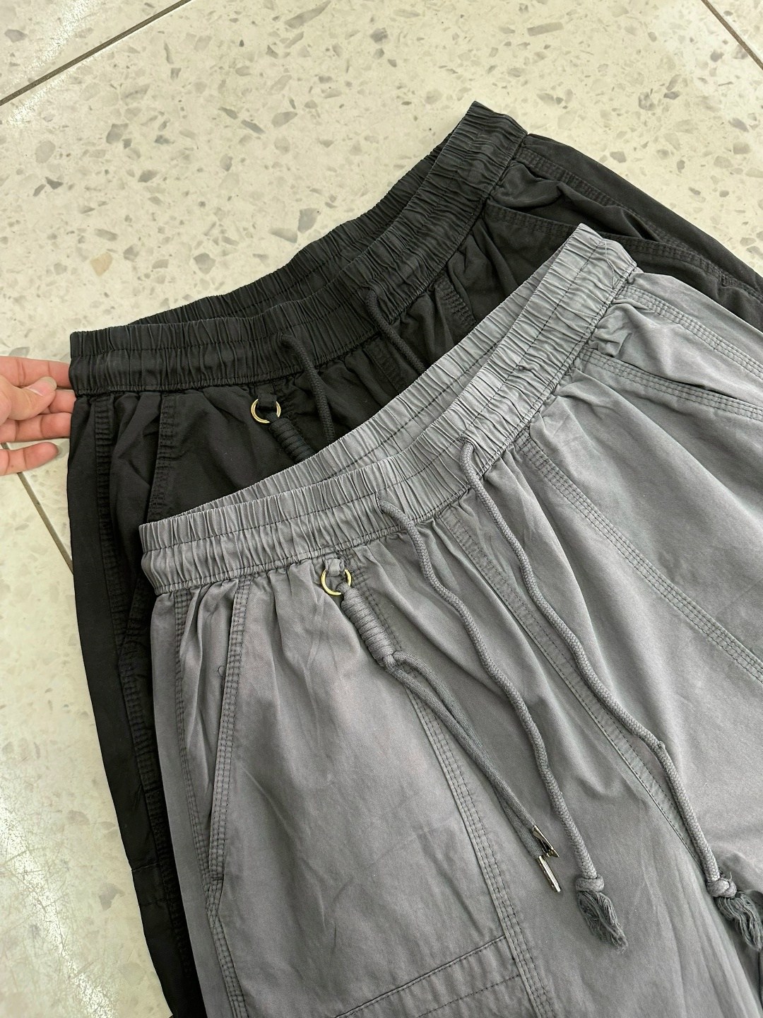 черные свободные брюки jogger 6853 madmext,мужские брюки,штаны джоггеры мужские,мужские джоггеры,брюки спортивные