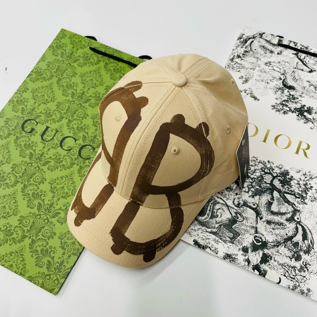 модные бейсболки,бейсболка,бейсболка gucci,кепка нью эра гуччи,женская бейсболка