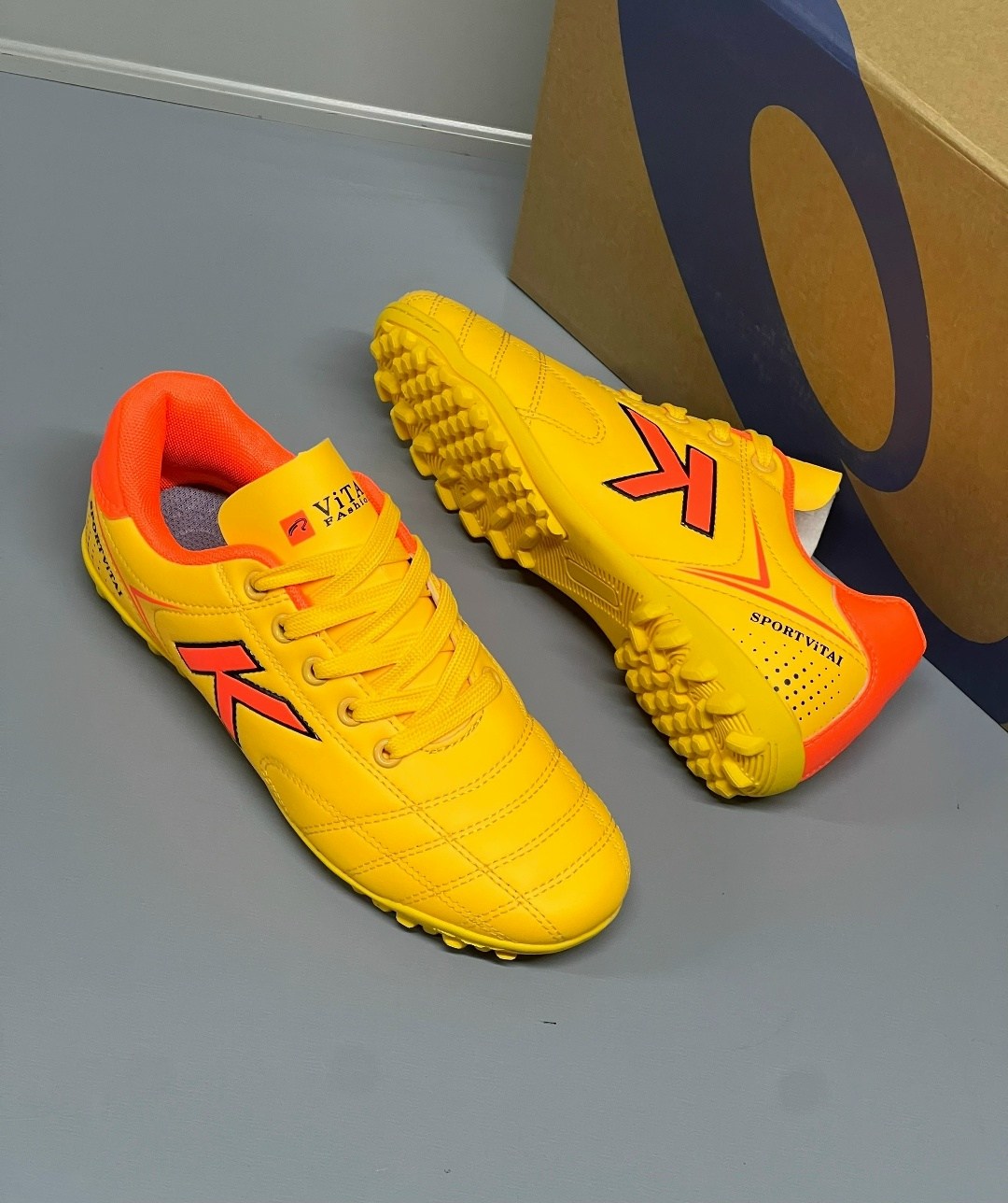 сороконожка для футбола,бутсы футбольные детские,футбольная бутса,сороконожки футбольные,футбольная