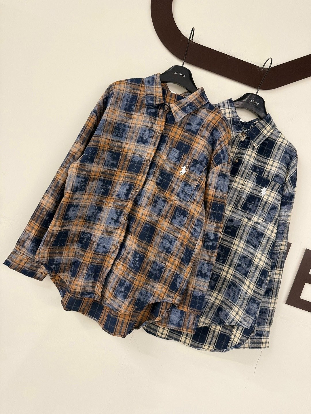 женская клетчатая рубашка в стиле оверсайз коричневый топ с отложным воротником,клетчатая рубашка женская теплая c&h style,женская рубашка в клетку,клетчатая рубашка,женская клетчатая рубашка