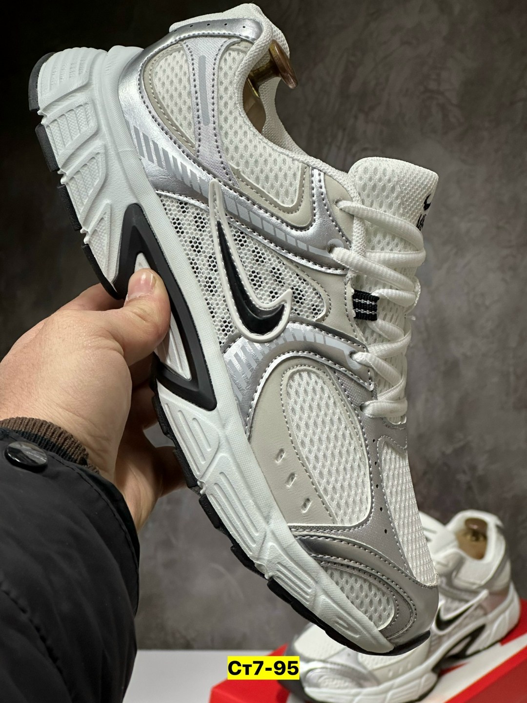 nike кроссовки,кроссовки nike v5 rnr white black silver,кроссовки v5 rnr nike,кроссовки мужские nike,женские кроссовки nike