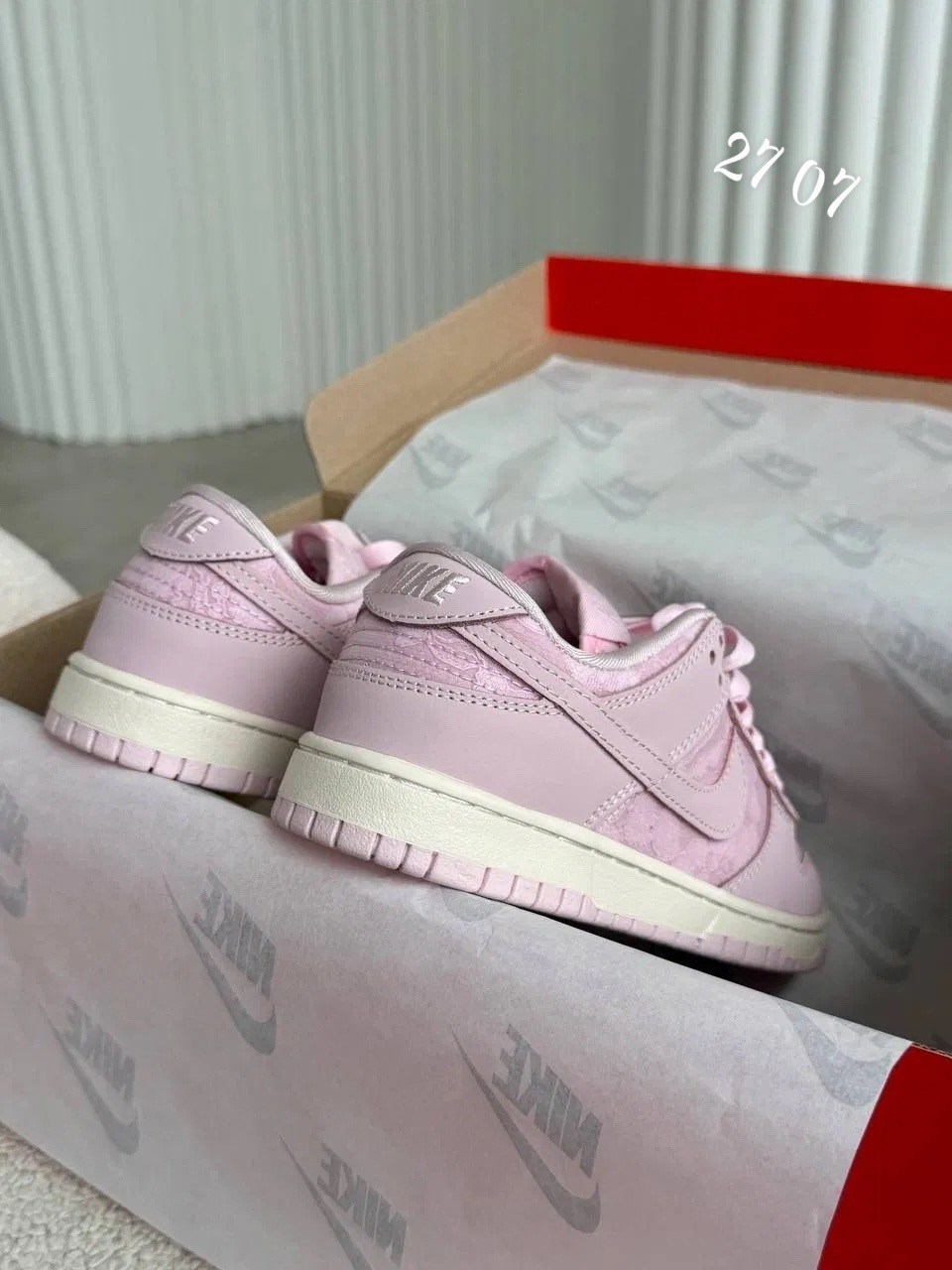 женские кроссовки nike dunk low,кроссовки nike sb dunk low,nike розовые кроссовки dunk для женщин,кроссовки nike dunk low розовый/белый,женские повседневные кроссовки nike dunk low