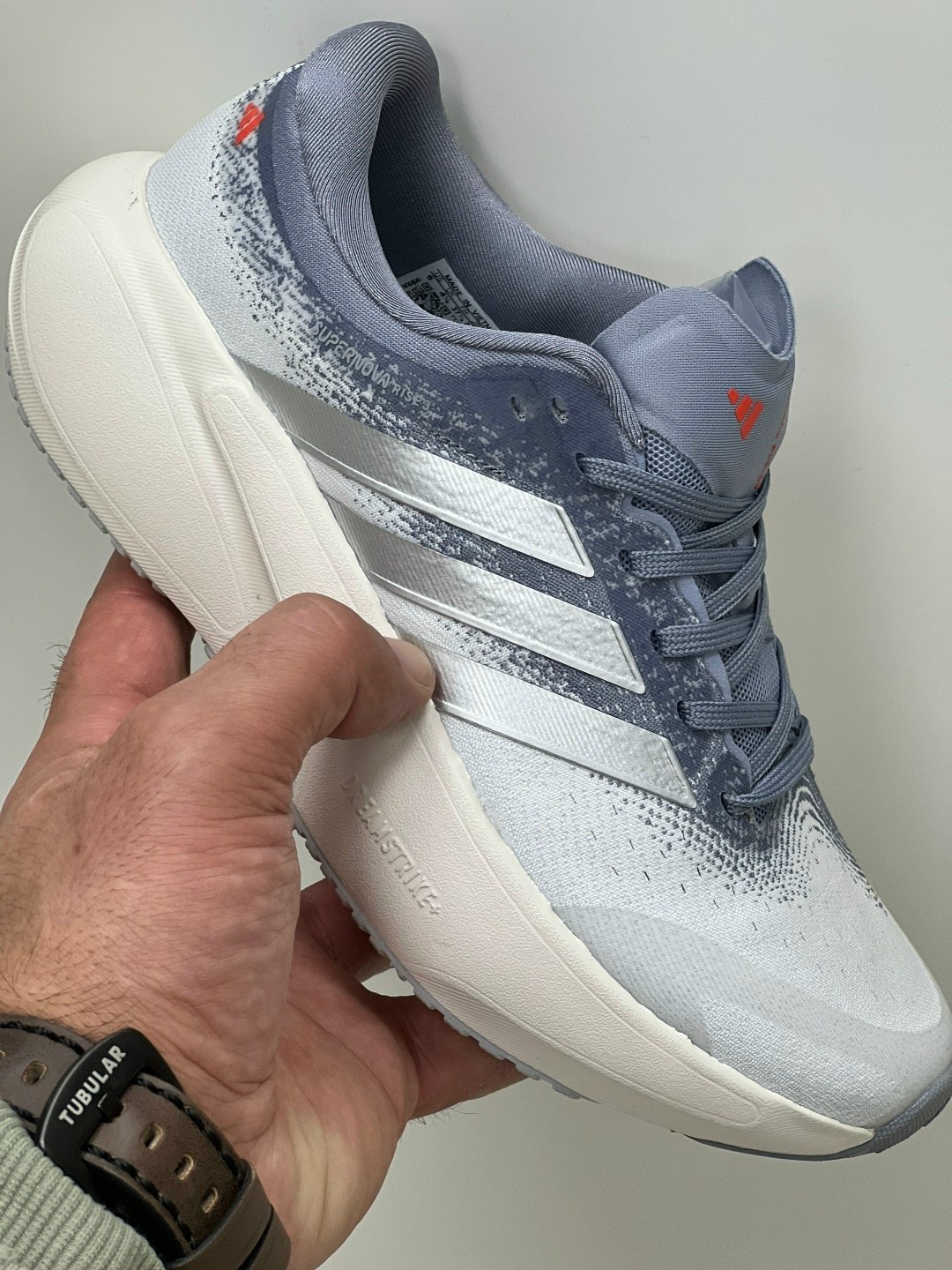 кроссовки nike v 2 k run,кроссовки для женщин nike initiator pink,кроссовки nike,кроссовки беговые женские,кроссовки женские nike