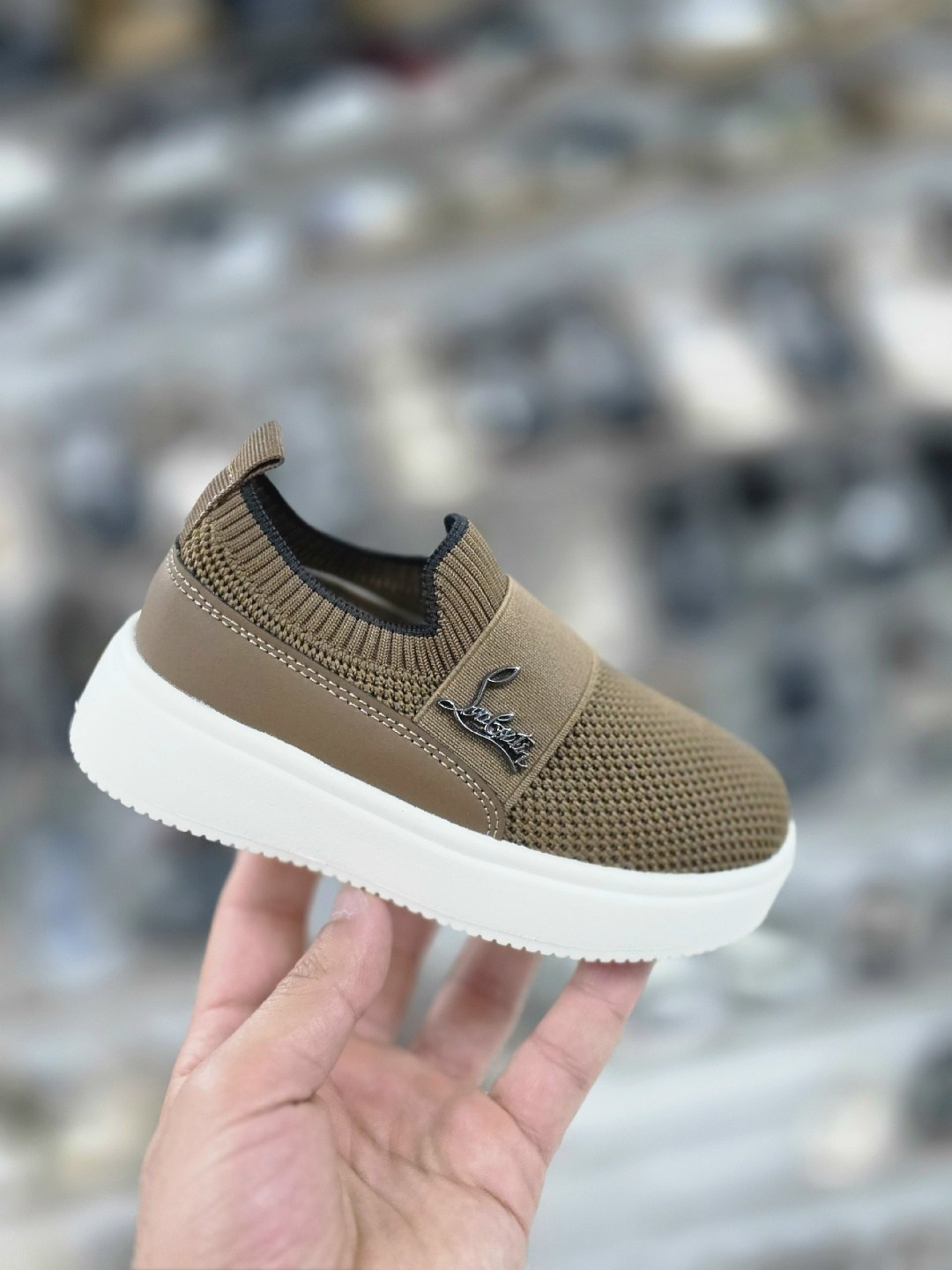 ,кроссовки мальчику,детские кроссовки,повседневная ,спортивная