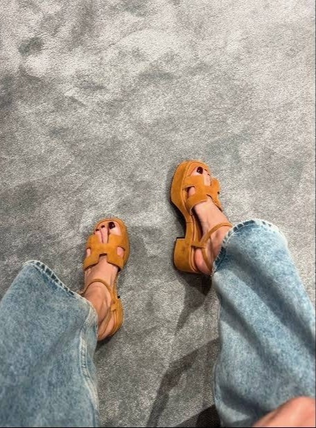 босоножки hermes,босоножки женские hermes,замшевые босоножки,босоножки женские,босоножки коричневые