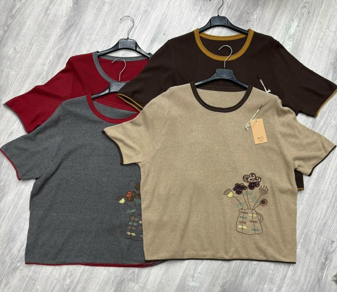 футболки женская,футболки модные,футболка,футболки женские с принтом,футболка с вышивкой