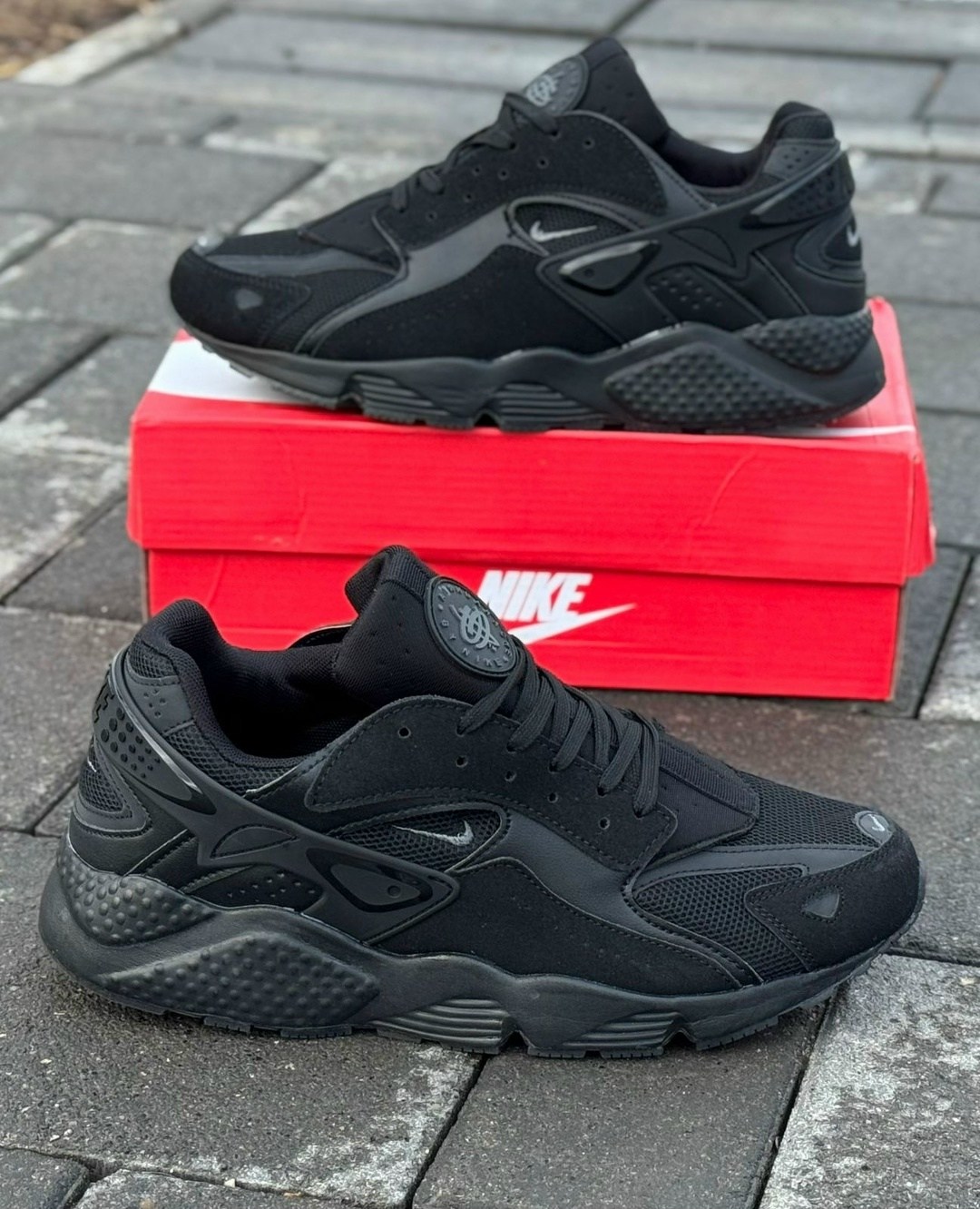 nike air huarache,nike air huarache runner,nike huarache run triple black,найк хуарачи цена мужские кроссовки камуфляж,черные кроссовки nike air huarache runner