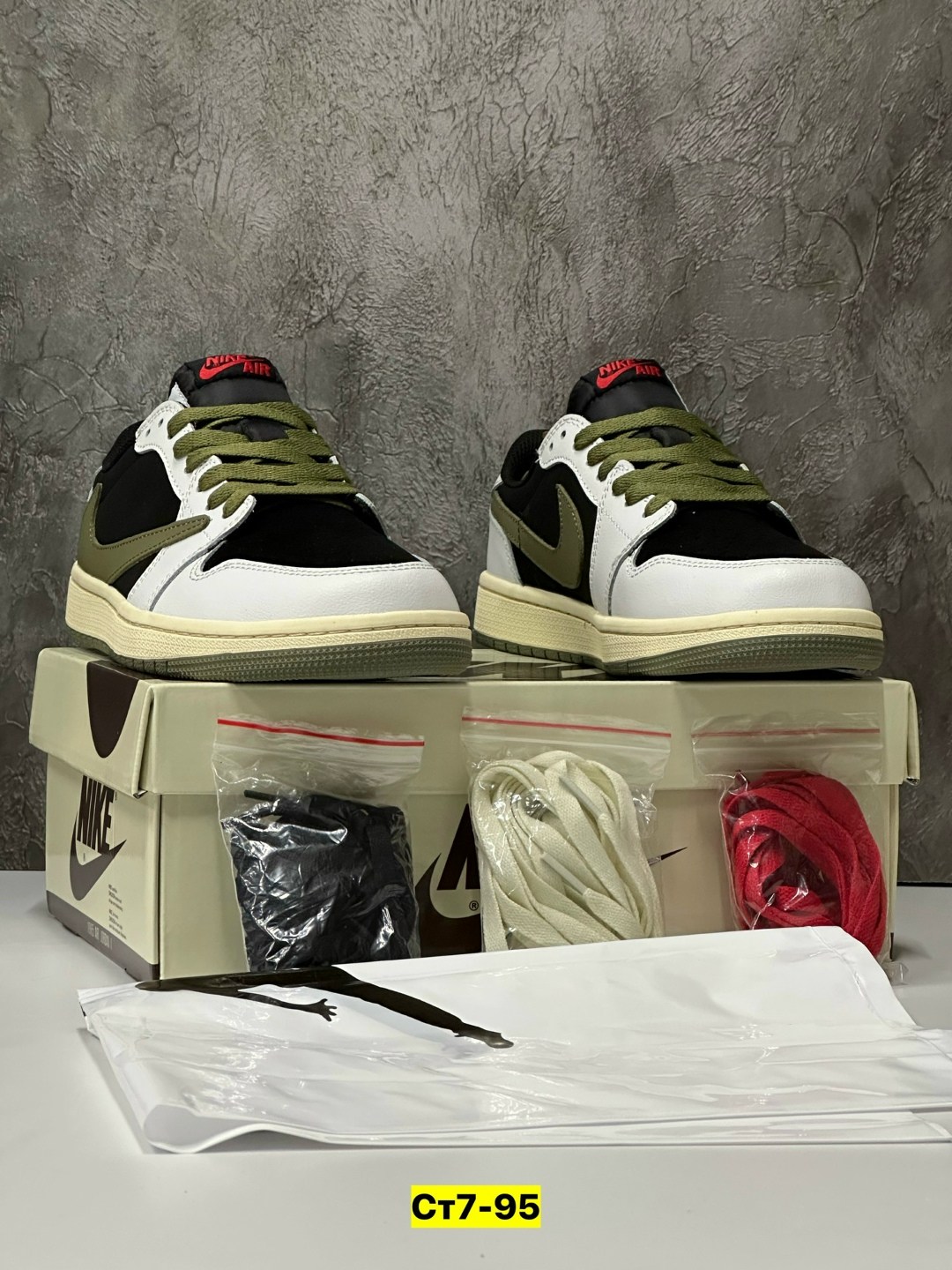 кроссовки nike air jordan 1 low travis scott,кроссовки nike travis scott air jordan 1,кроссовки travis scott x air jordan 1 low olive,кроссовки travis scott x air jordan 1 low,кроссовки nike air jorda