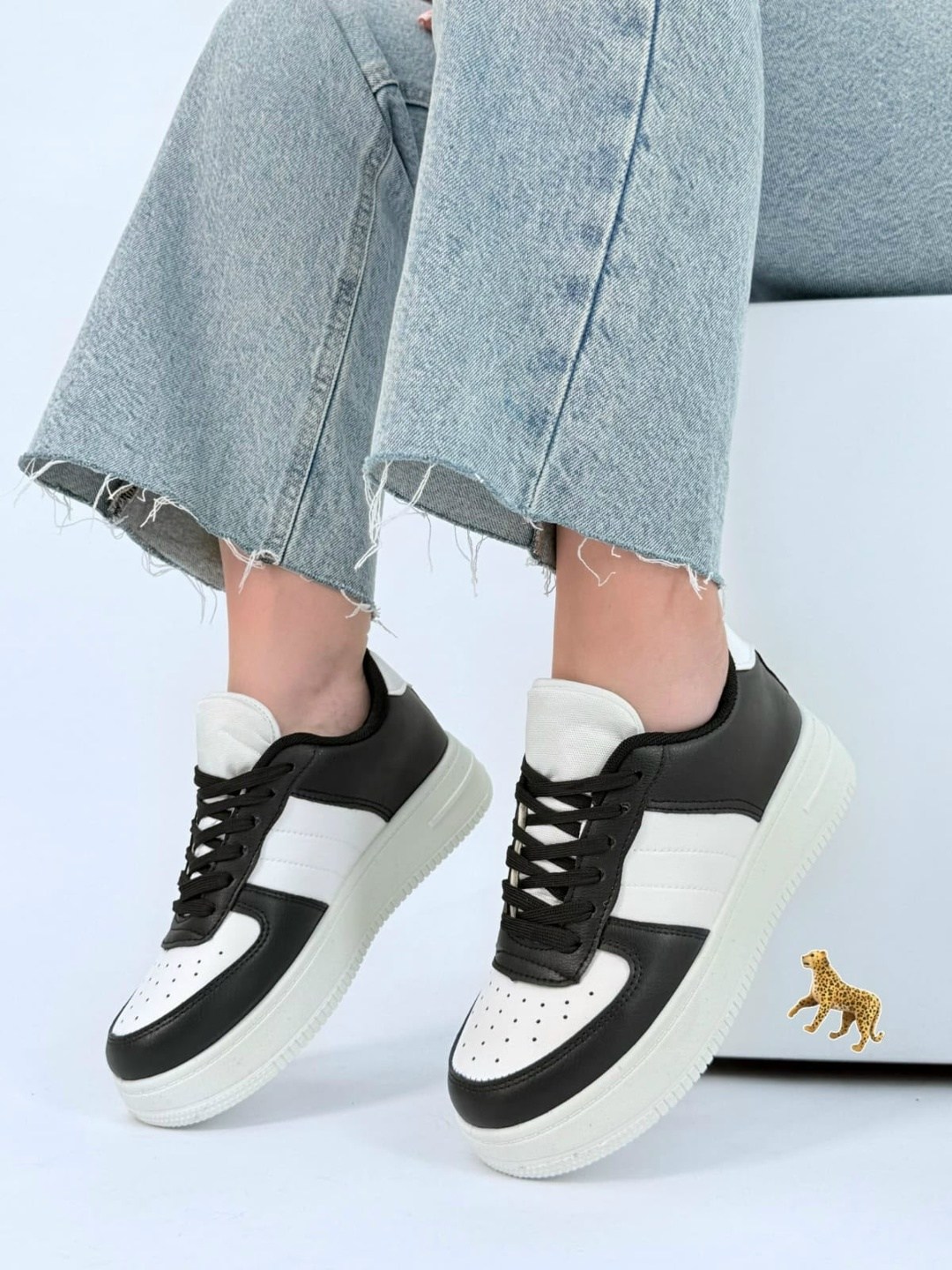 ,кроссовки женскиe,черные кроссовки,черные кроссовки женские,кроссовки повседневные