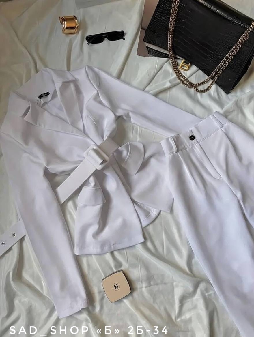 костюм двойка брючный классический,костюм женский брючный тройка,женский брючный костюм двойка,костюм брючный голубой,костюм классика пиджак с ремнем и брюки голубой bek