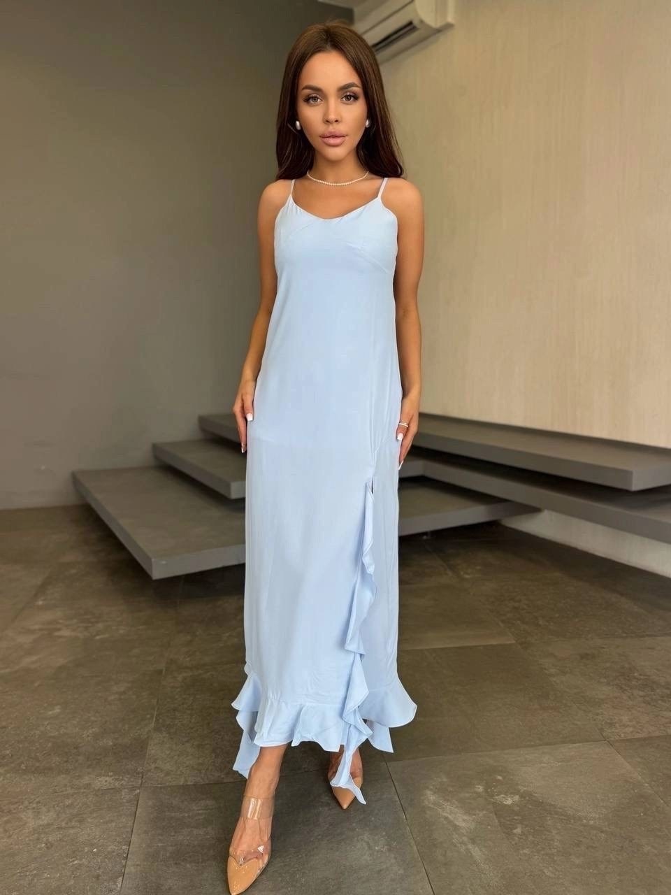 платье коричневое,платье на бретельках шоколадного цвета,платье короткие,платье на бретелях,атласное платье