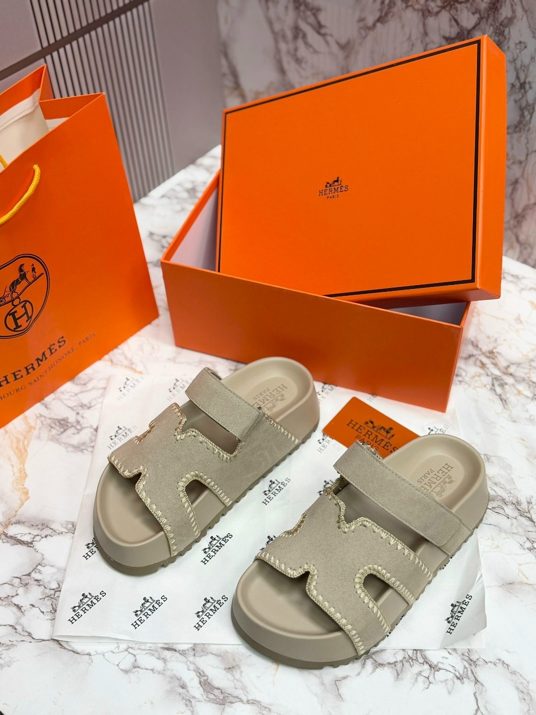 сандалии hermes,шлепанцы hermes,,hermes босоножки,шлепанцы женские