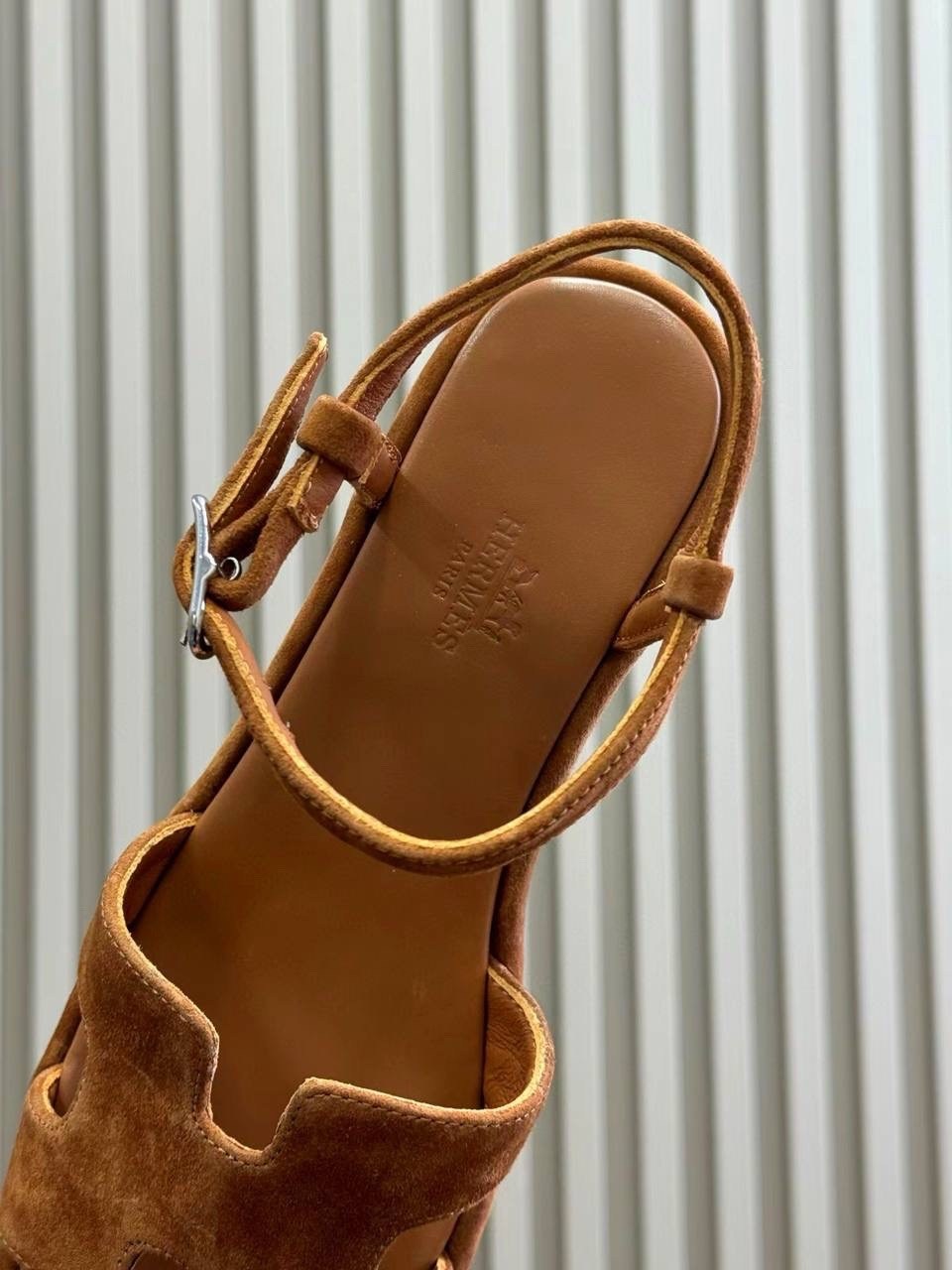 босоножки hermes,босоножки женские hermes,замшевые босоножки,босоножки женские,босоножки коричневые