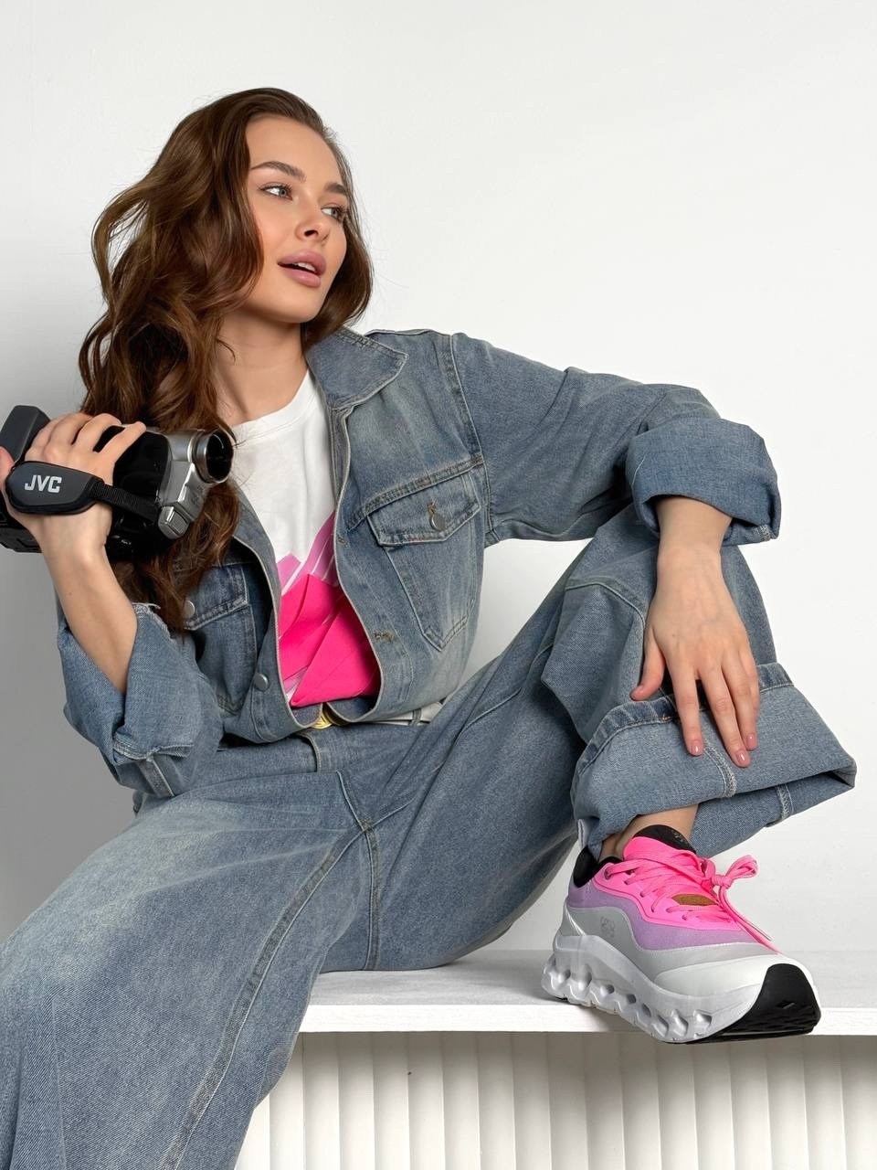 женские джинсы,джинсовый комбинезон,широкие джинсы