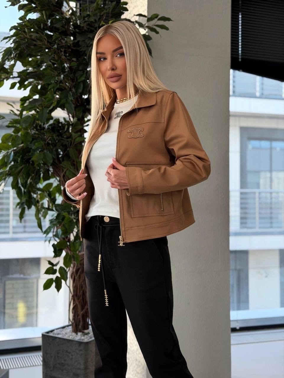 куртка стильная,модная куртка,куртка женская,куртка кожаная женская,куртка