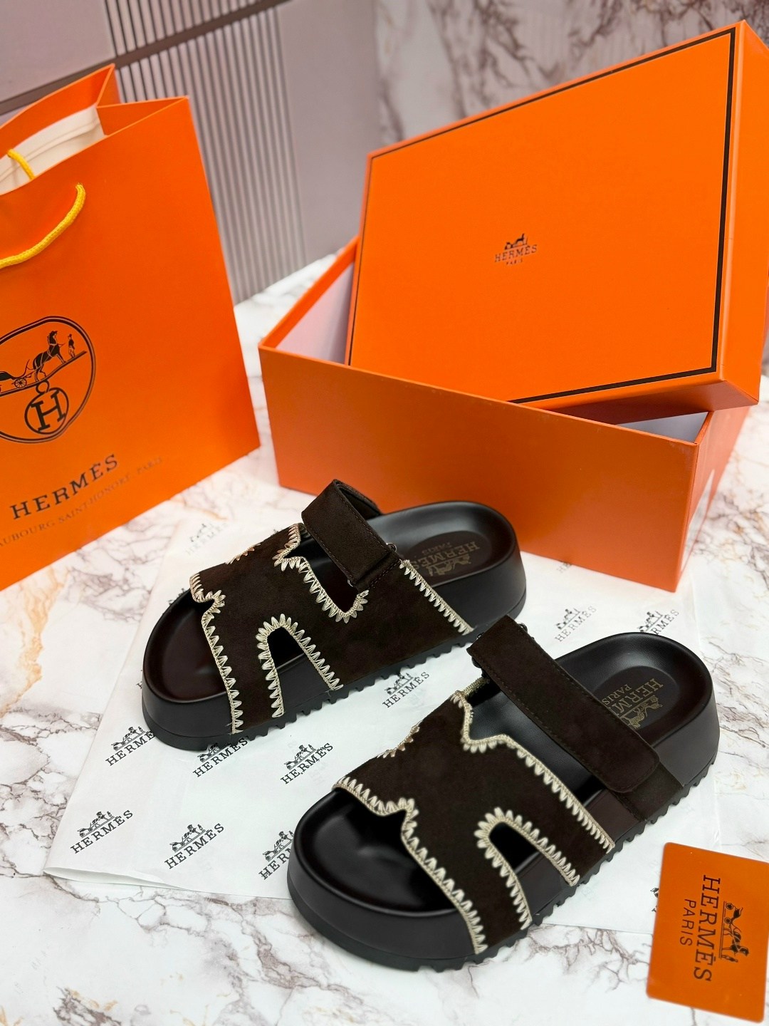 сандалии hermes,шлепанцы hermes,,hermes босоножки,шлепанцы женские