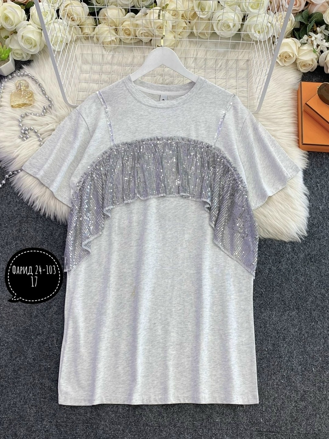 футболка женская с стразами,футболка со стразами,футболка женская,модные футболки со стразами,футболка женская оверсайз со стразами