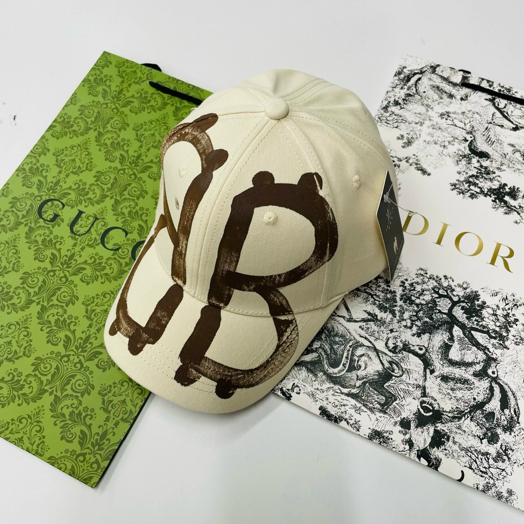 модные бейсболки,бейсболка,бейсболка gucci,кепка нью эра гуччи,женская бейсболка